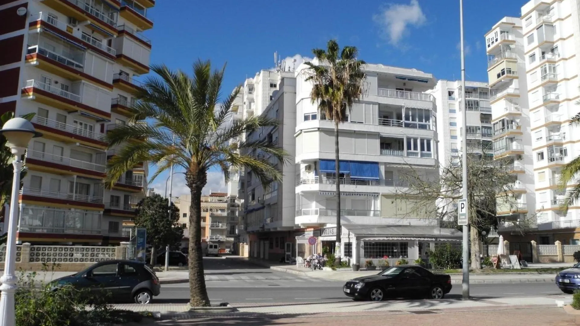 Apartamento Ferienwohnung In Erster Strandlinie, Mit Balkon, Dachterrasse Und Gemeinschaftspool Torre Del Mar